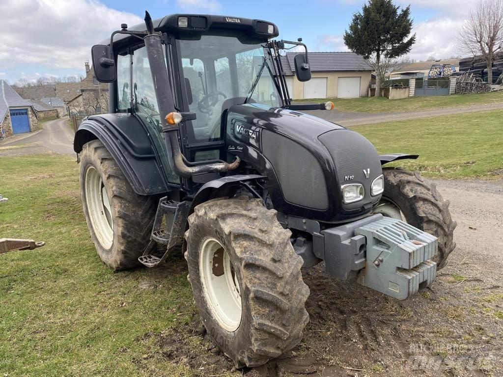 Valtra N92 HITECH Трактора