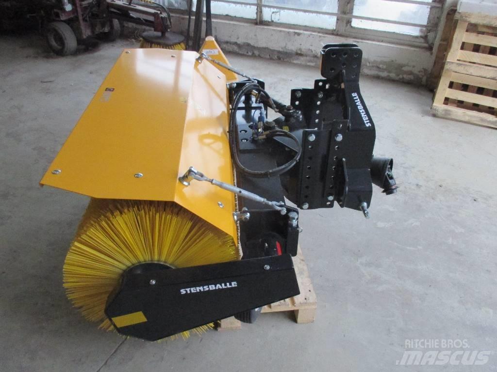 GMR FF 1500 MA Вакуумные уборочные машины