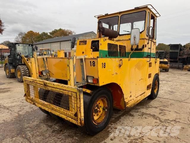 Hamm GRW 15 Пневматические катки