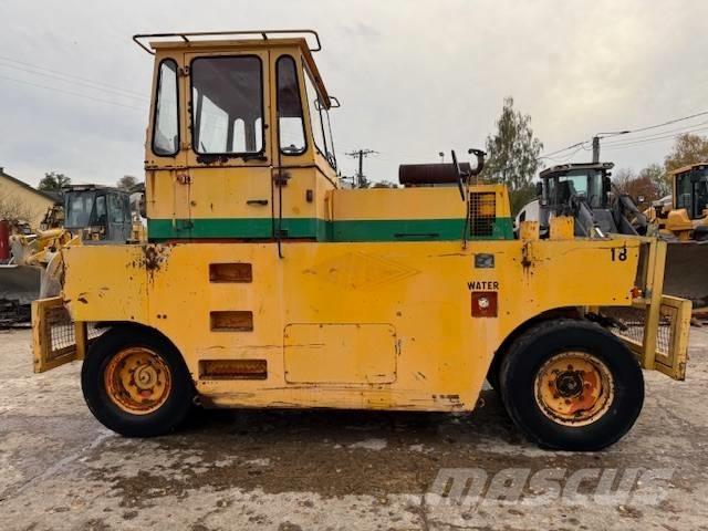 Hamm GRW 15 Пневматические катки