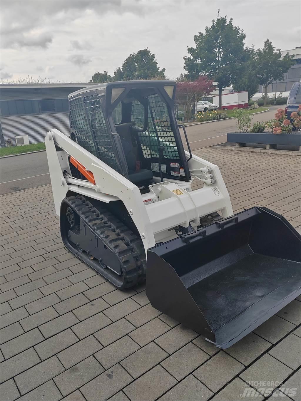 Bobcat T140 Гусеничные экскаваторы