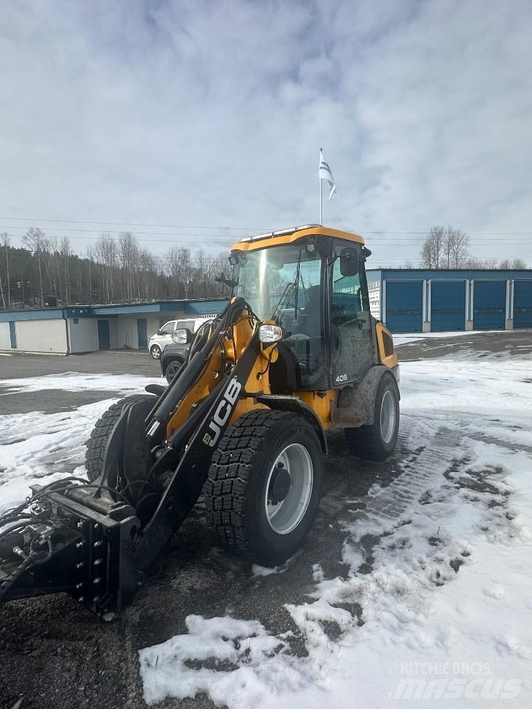 JCB 406 Фронтальные погрузчики