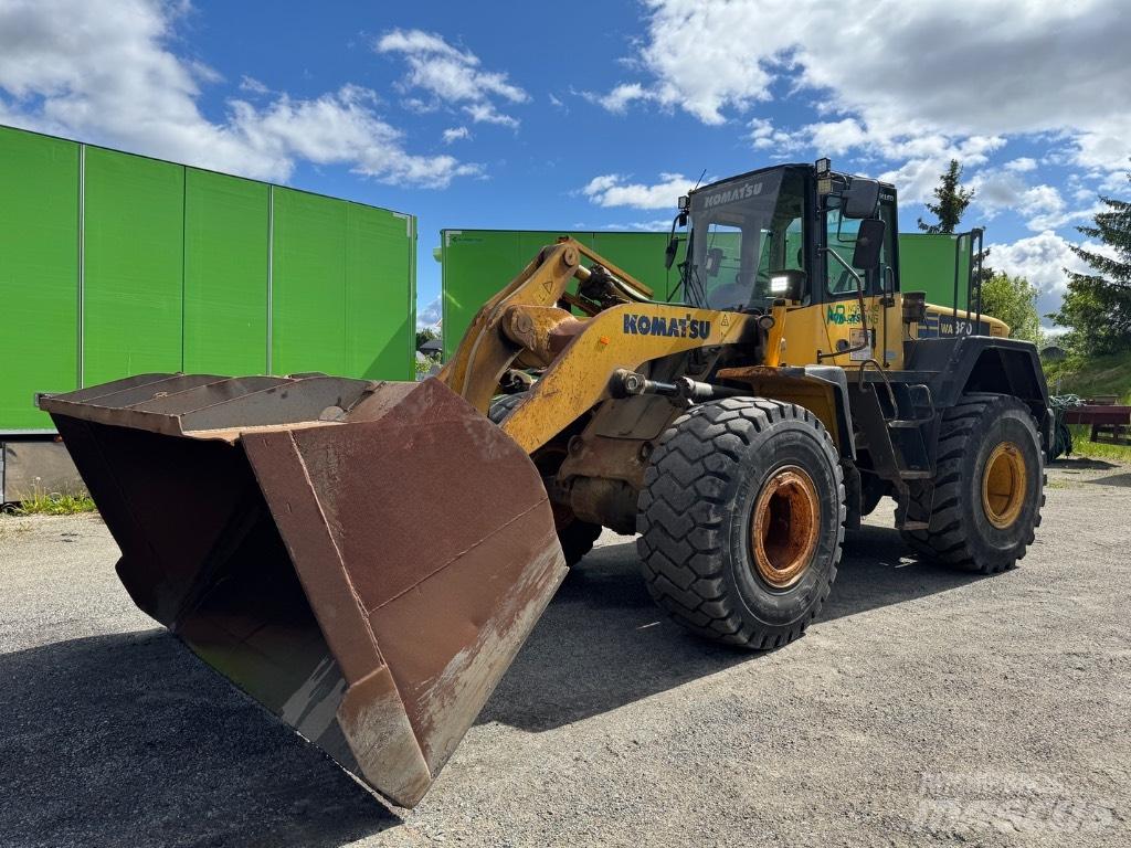 Komatsu WA 380 Фронтальные погрузчики