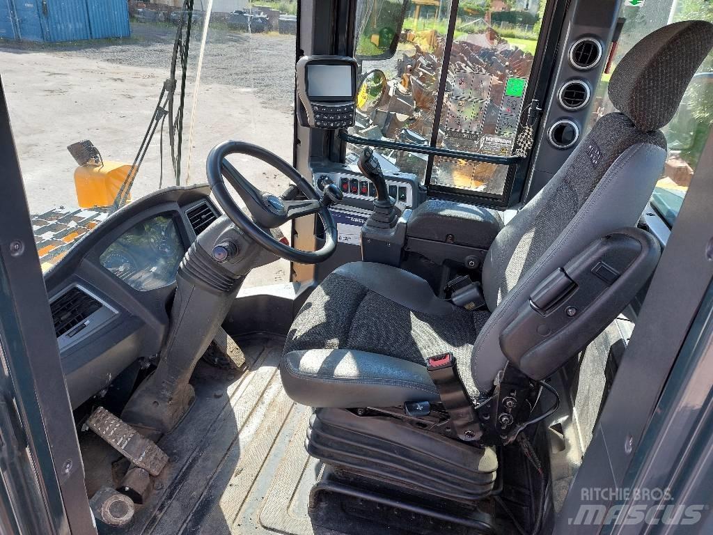 Hyundai HL 960 Фронтальные погрузчики