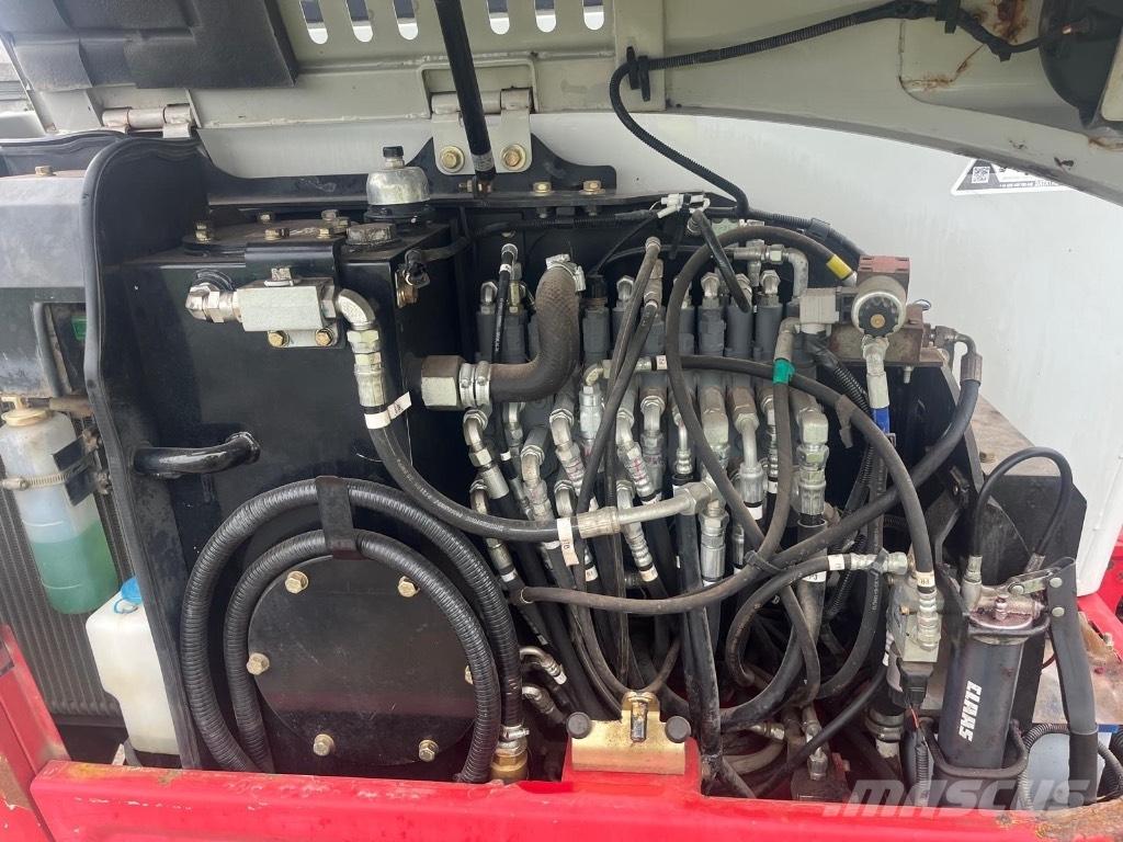 Takeuchi TB 230 Мини-экскаваторы