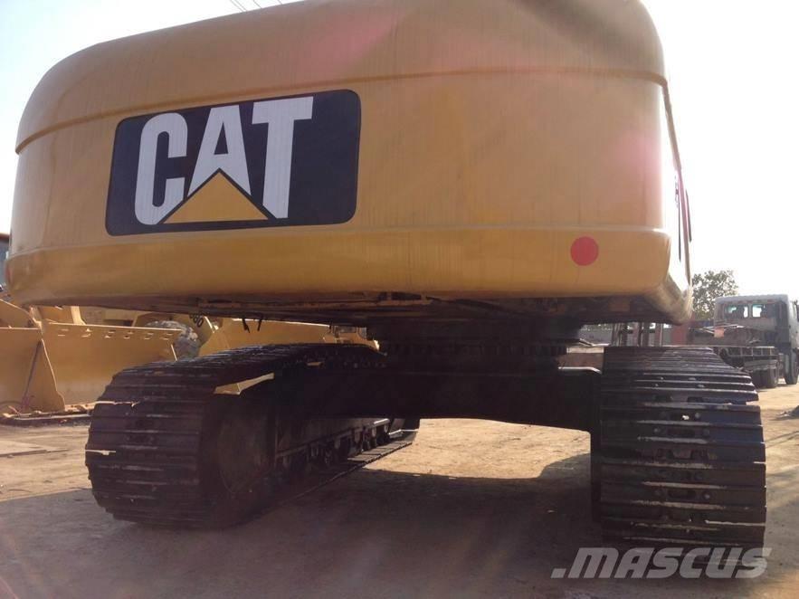 CAT 325DL Гусеничные экскаваторы