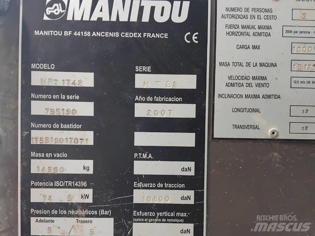 Manitou MRT1742 Телескопические погрузчики