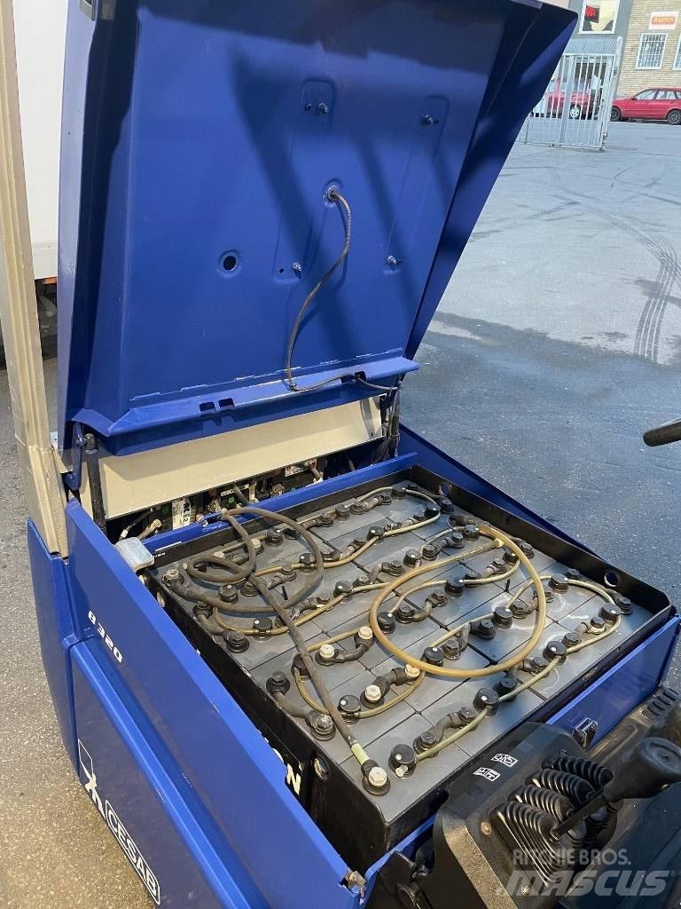 Cesab B320 Электропогрузчики