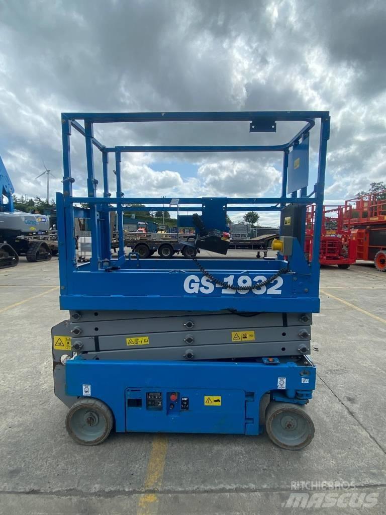 Genie GS 1932 Ножничные подъемники