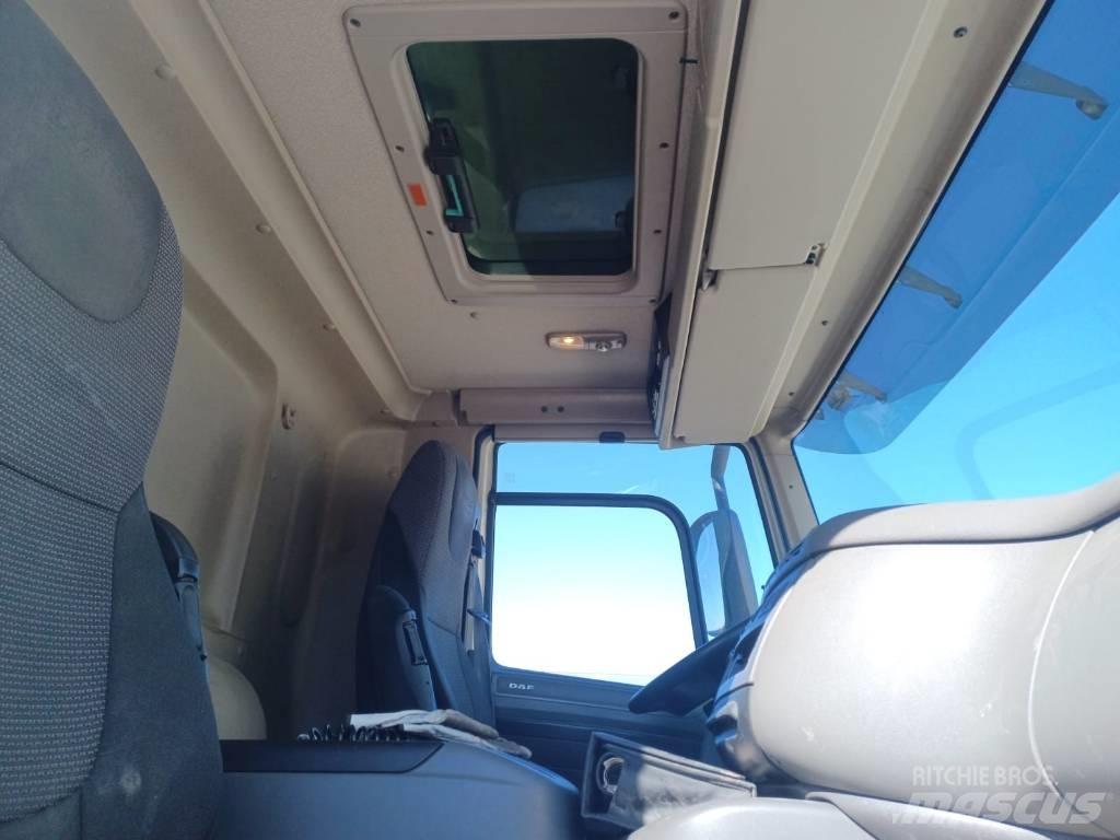 DAF CF 400 Тентованные грузовики