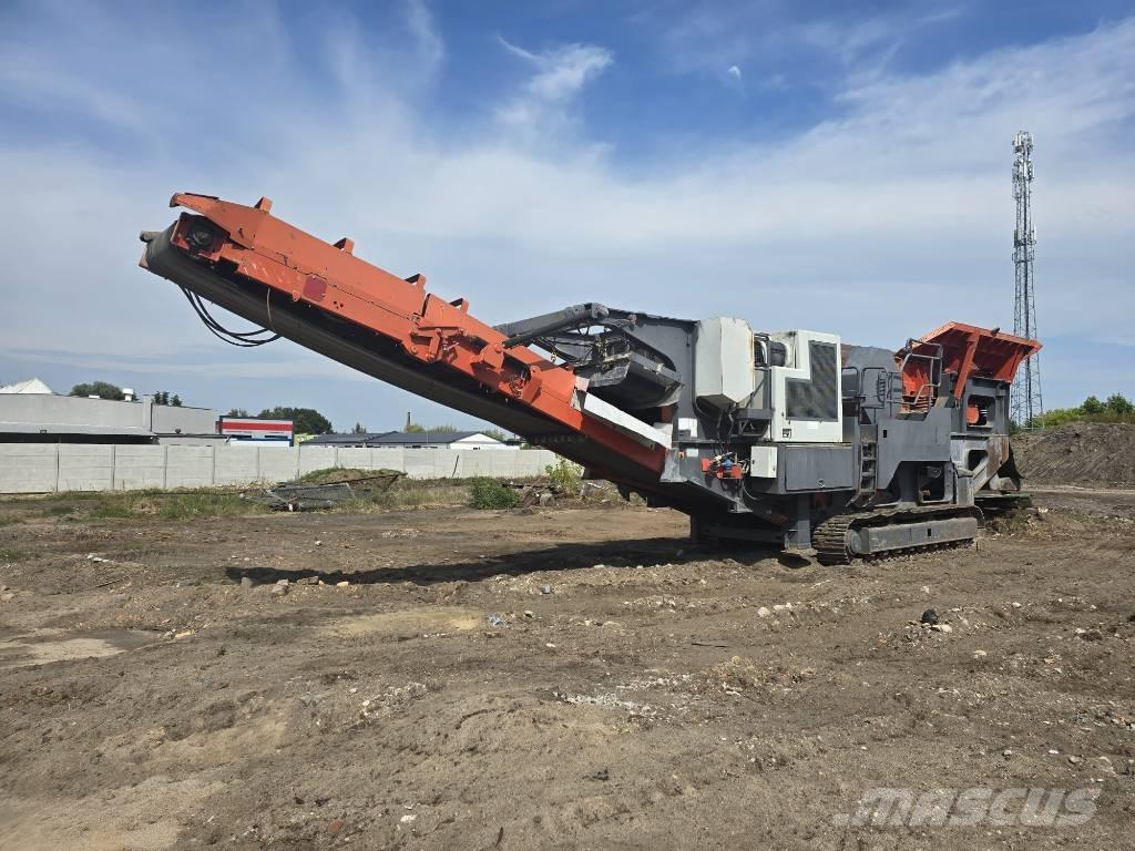 Sandvik QJ 341 Мобильные дробилки