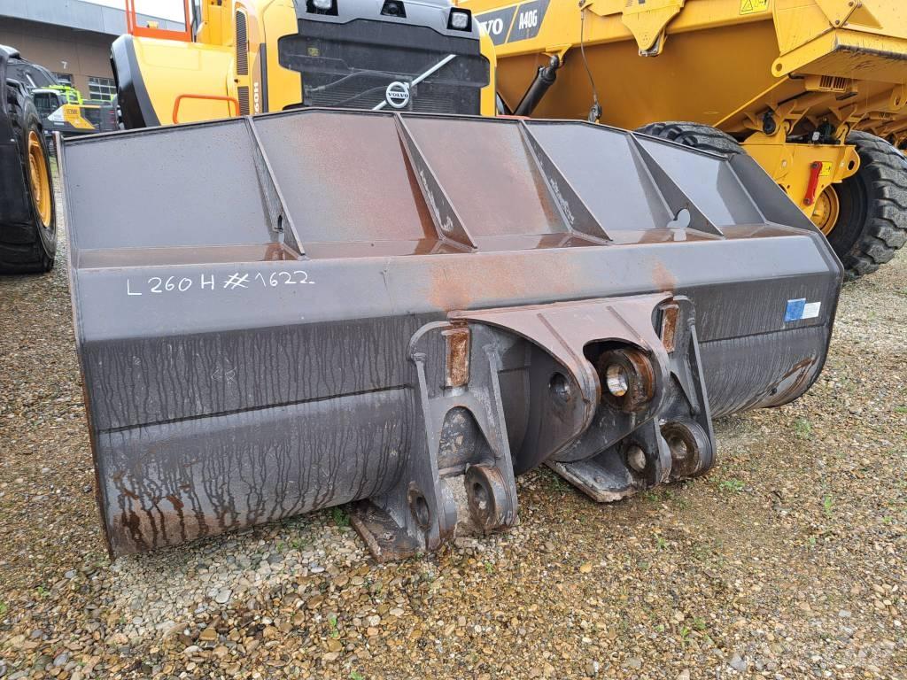 Volvo L 260 H Фронтальные погрузчики