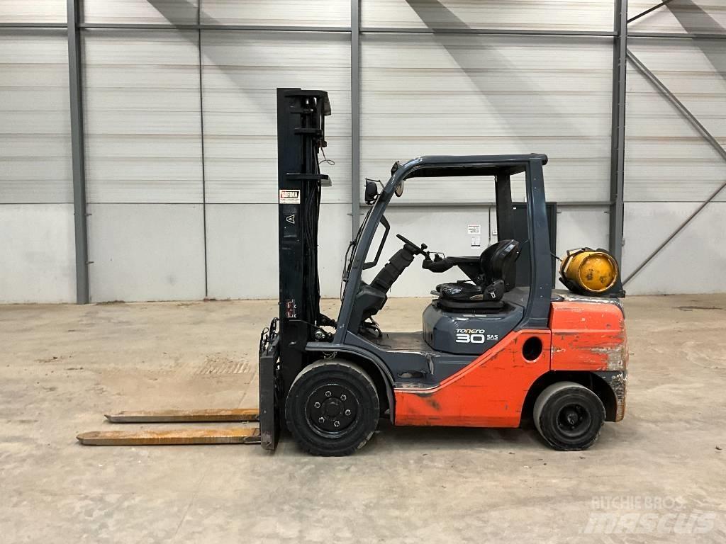 Toyota Tonero 30 Газовые погрузчики