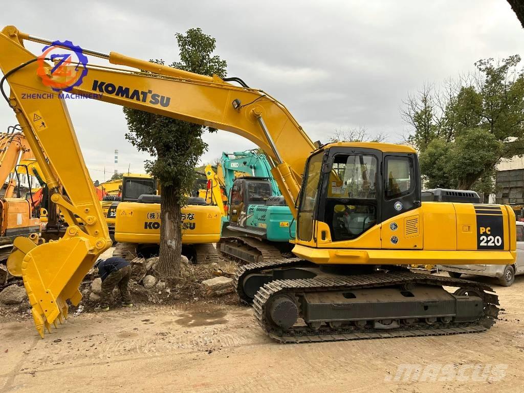 Komatsu PC 220-7 Гусеничные экскаваторы