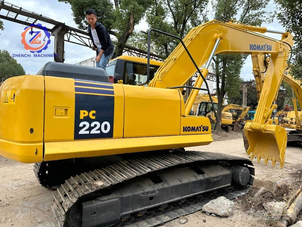 Komatsu PC 220-7 Гусеничные экскаваторы