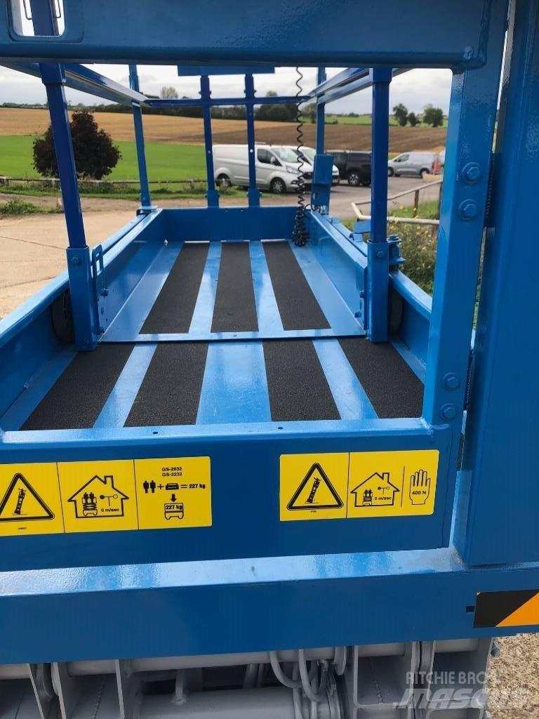 Genie GS 3232 Ножничные подъемники