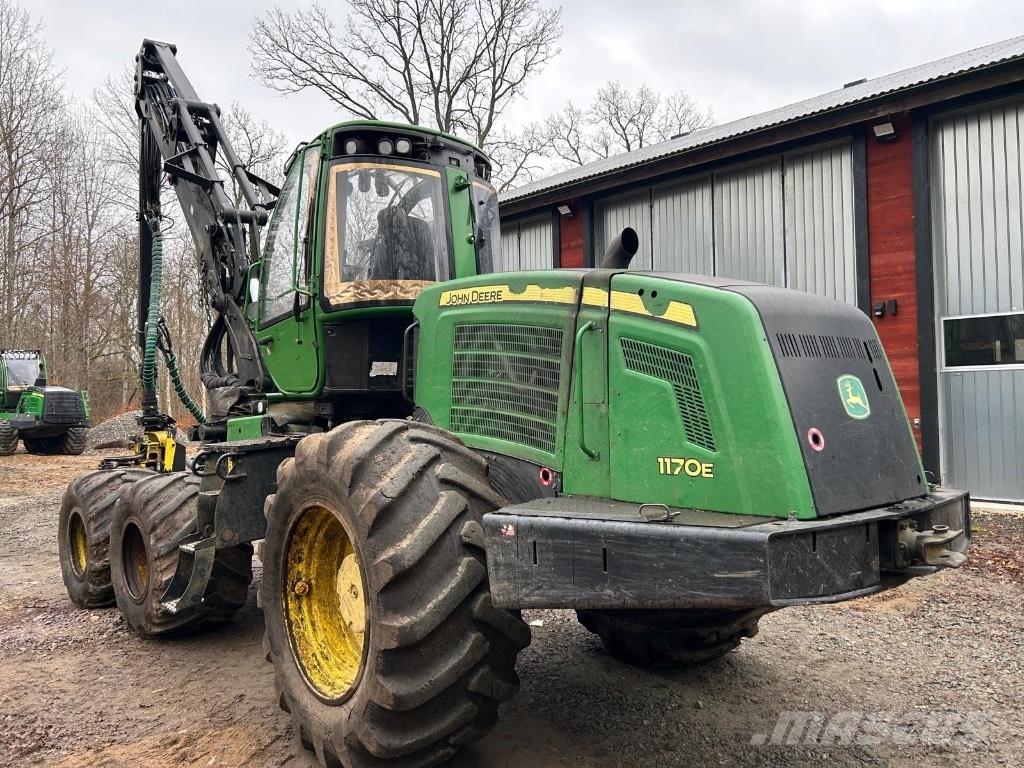John Deere 1170 E Харвестеры