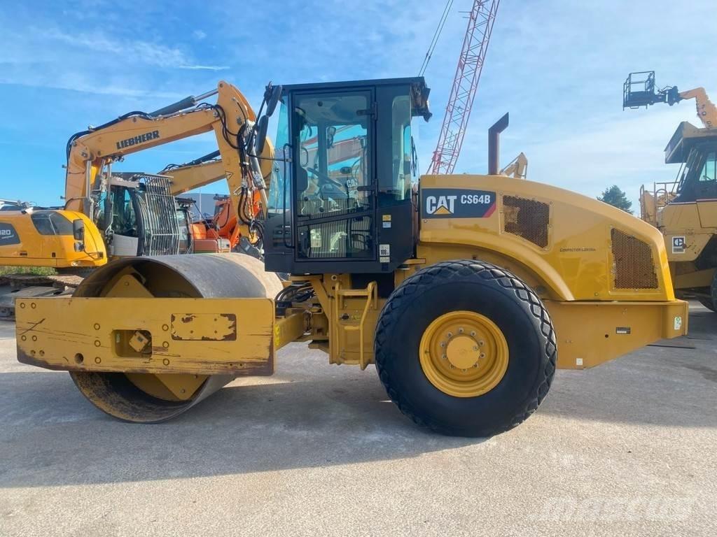CAT CS64B NVT Другие дорожные катки