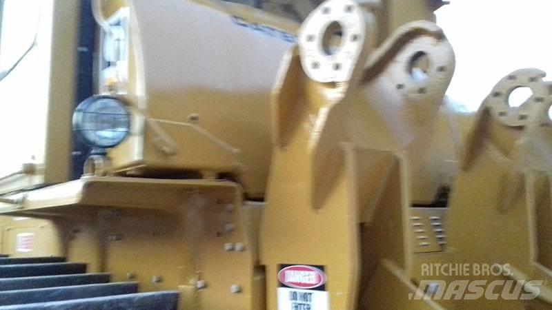 CAT D9G Гусеничные бульдозеры