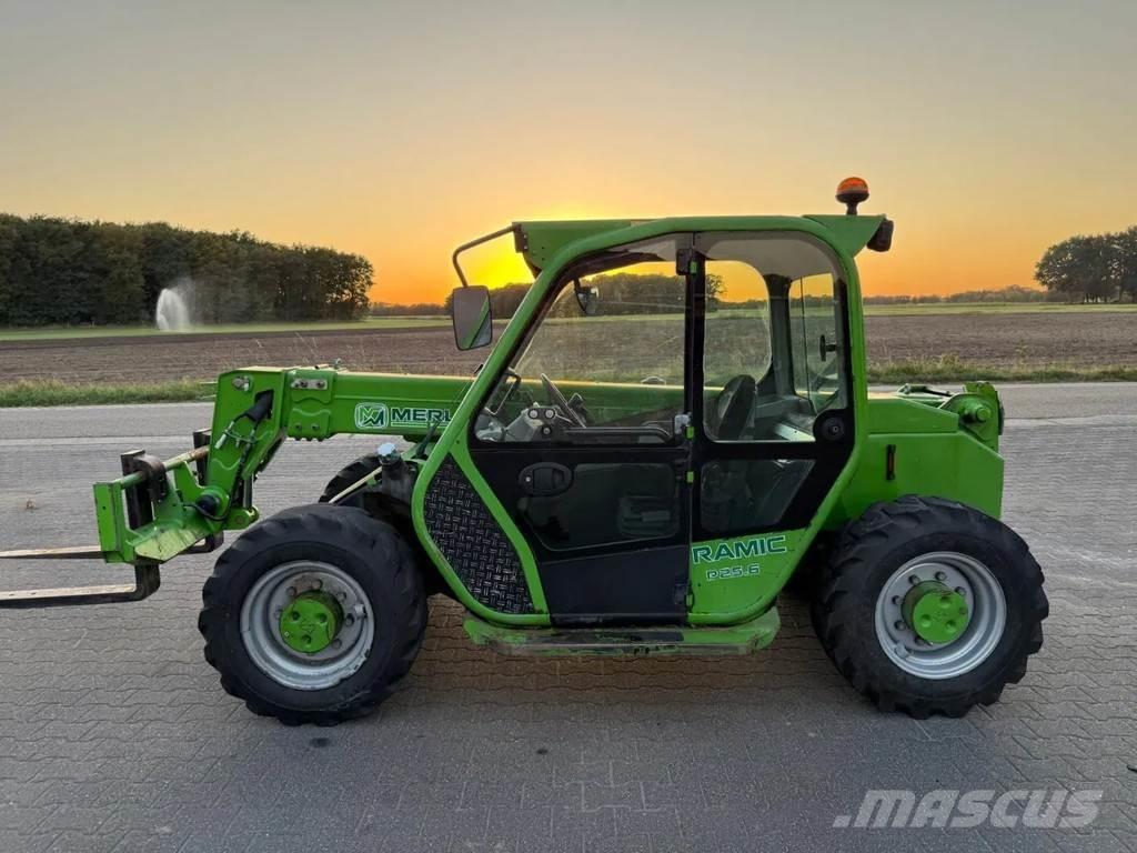 Merlo P25.6 Телескопические погрузчики