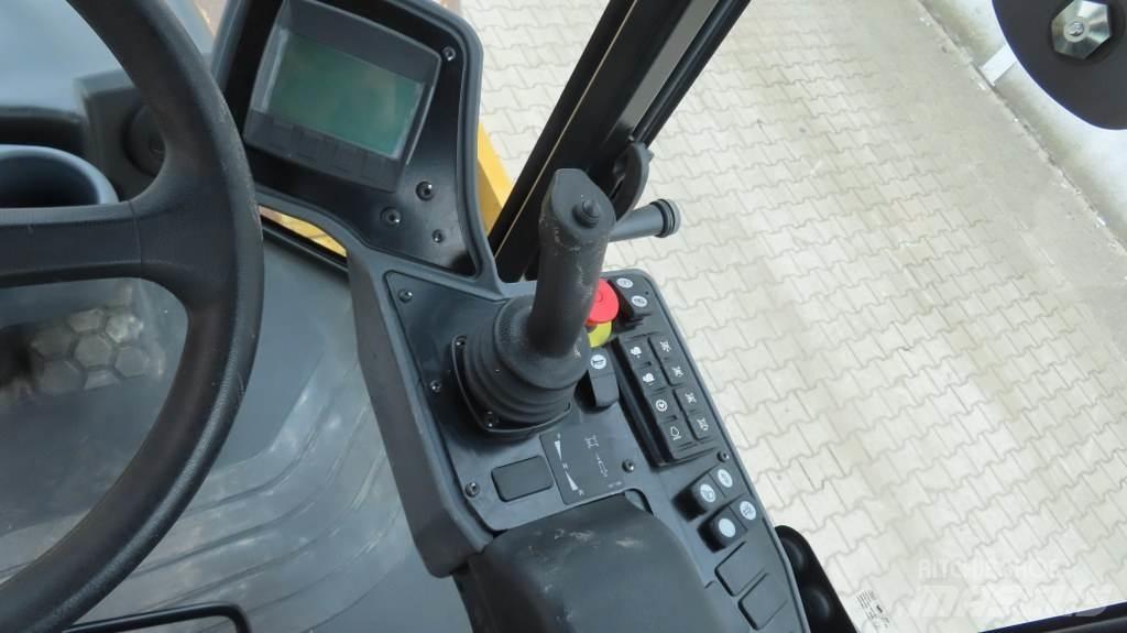 CAT CS13 Грунтовые катки