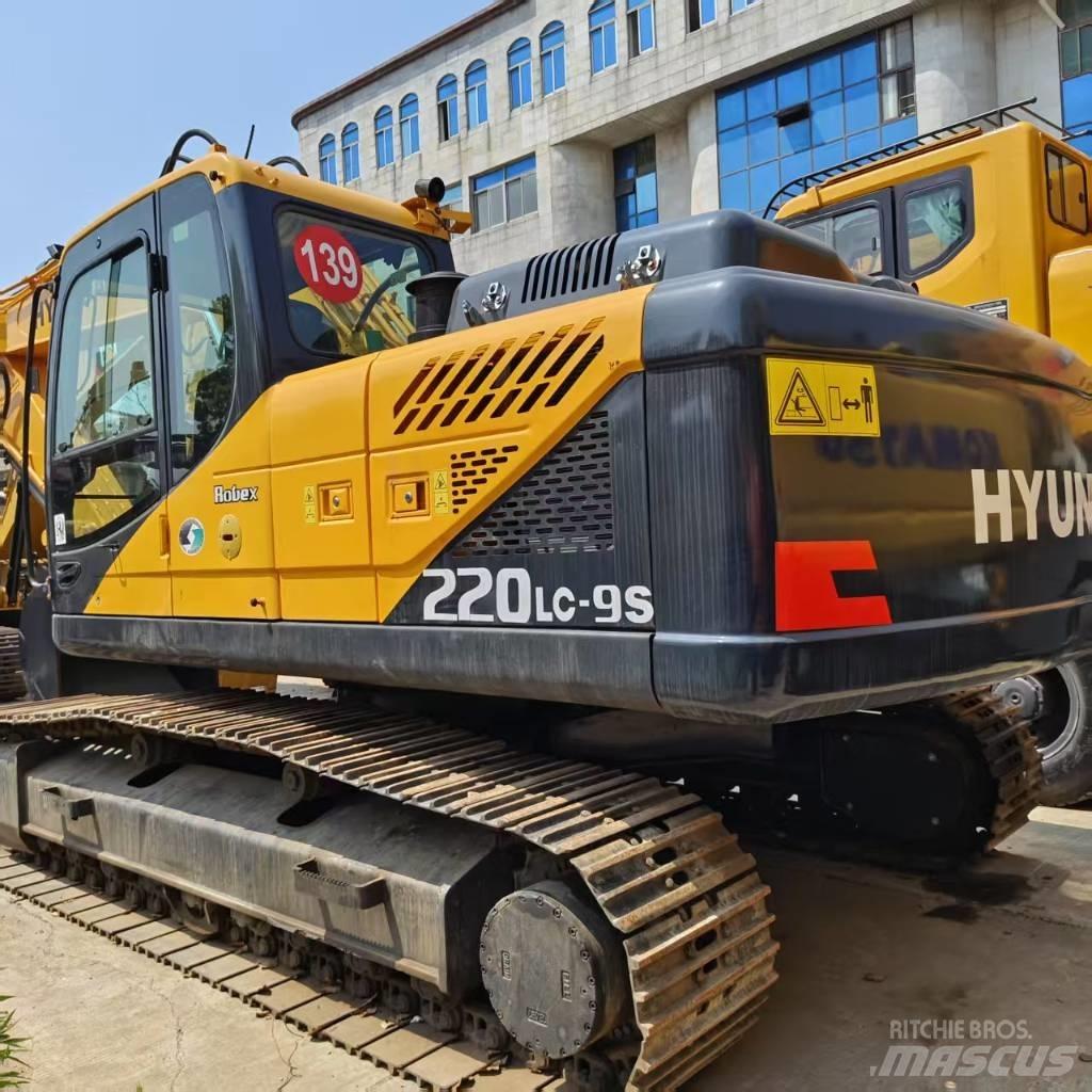 Hyundai 220lc-9s Гусеничные экскаваторы