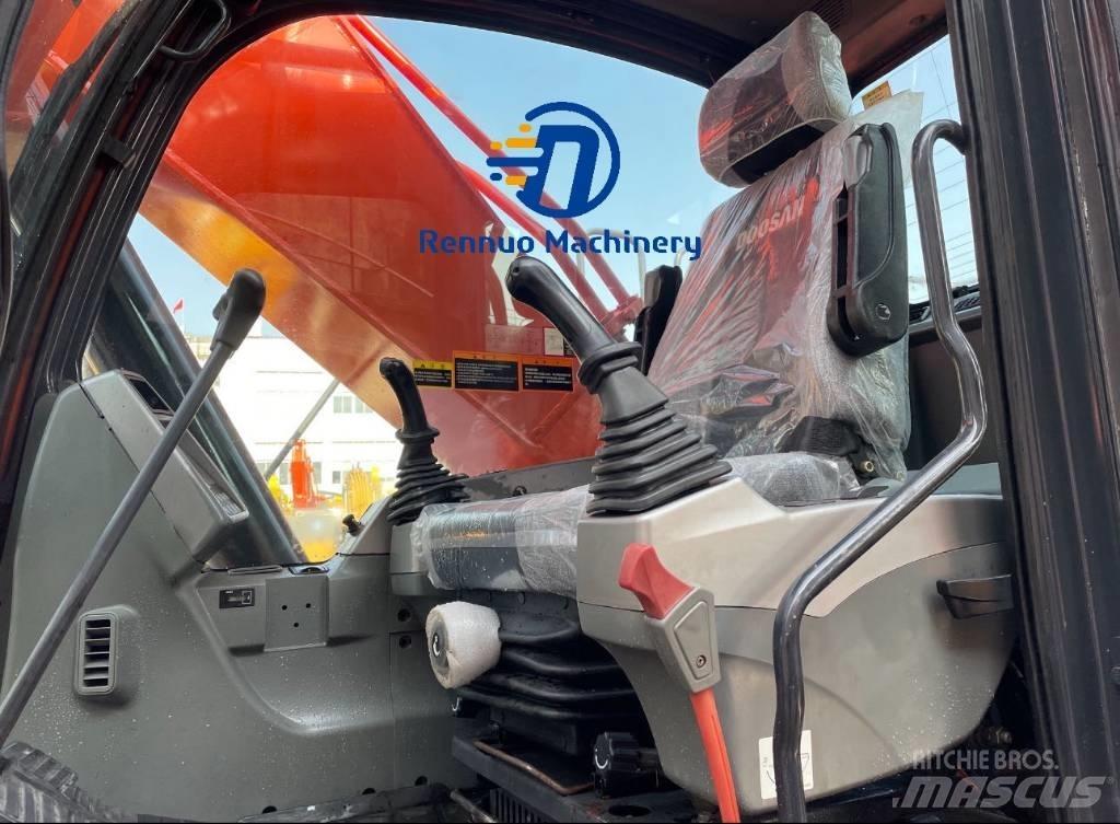 Doosan DX 300 Гусеничные экскаваторы
