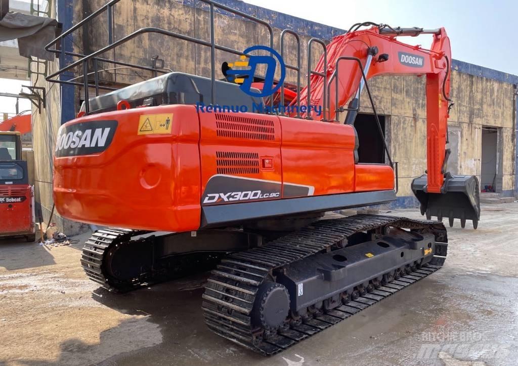 Doosan DX 300 Гусеничные экскаваторы