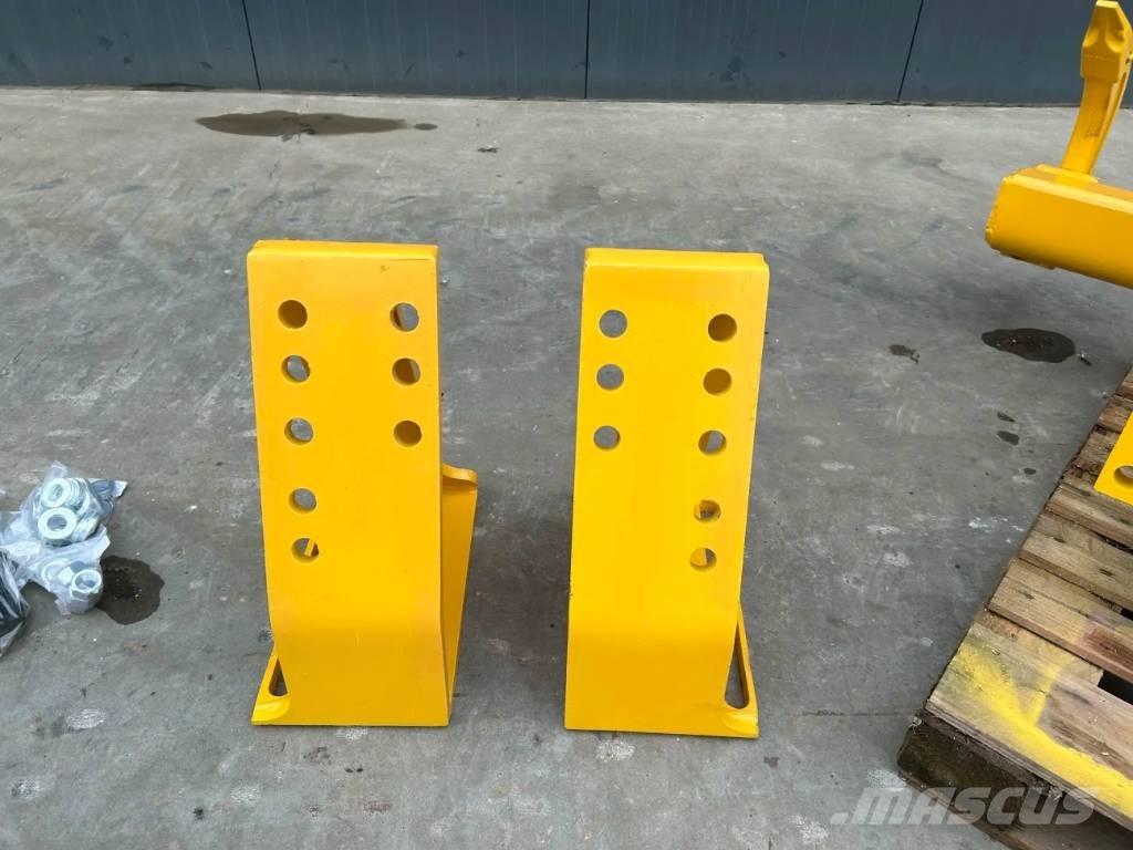 Komatsu D39 Навесные рыхлители