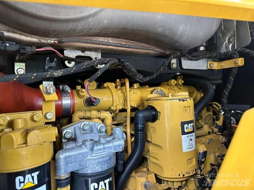 CAT 950G Фронтальные погрузчики