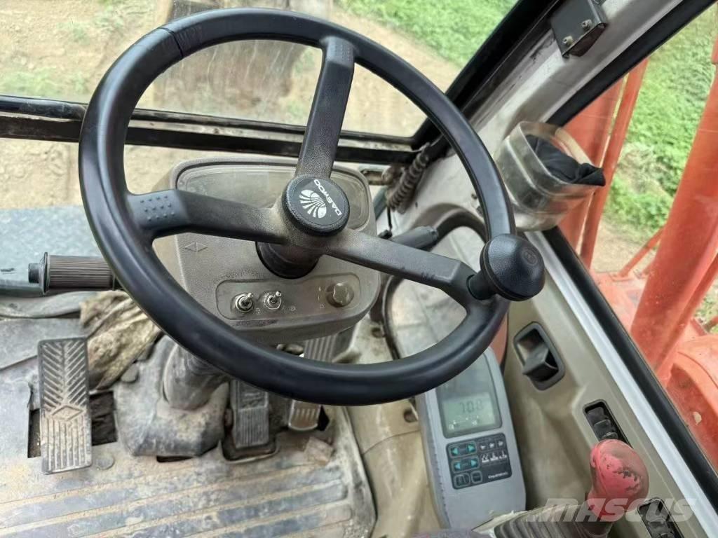 Doosan DH 150 W-7 Колёсные экскаваторы