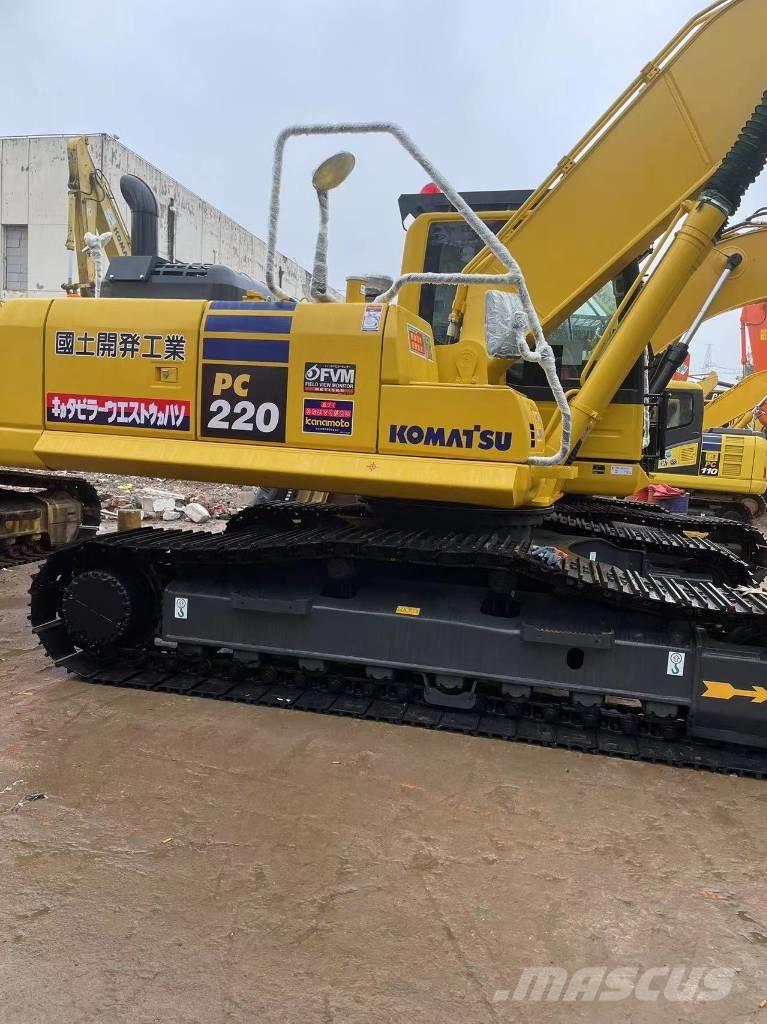Komatsu pc220-8 Гусеничные экскаваторы