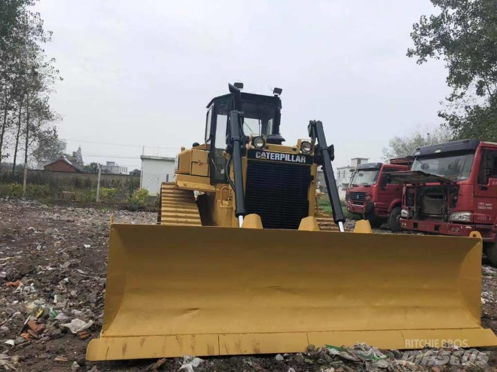 CAT D6H Гусеничные бульдозеры