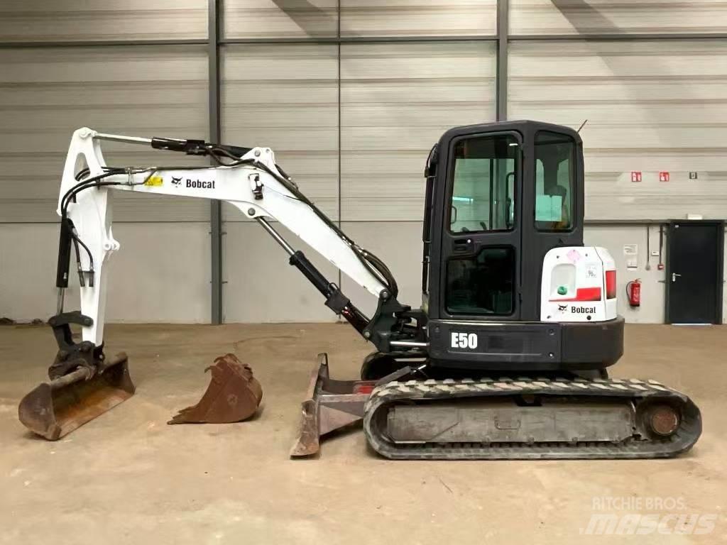 Bobcat E 50 Мини-экскаваторы
