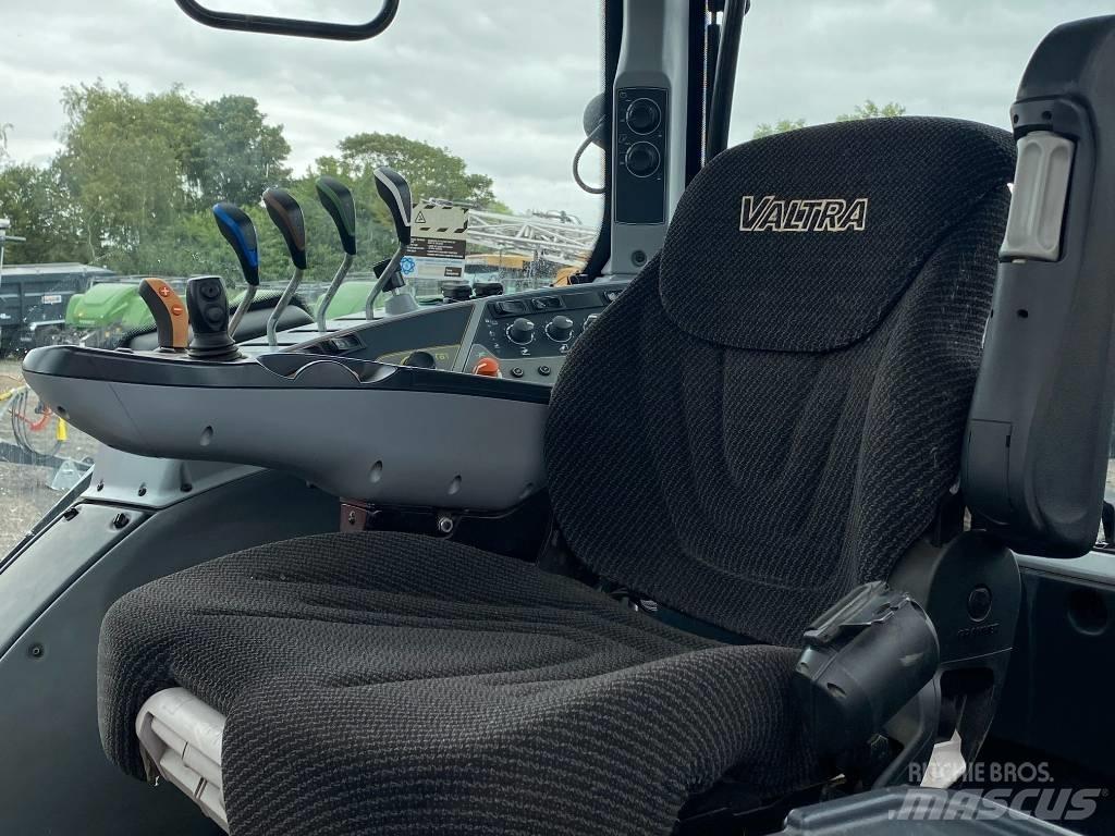 Valtra T 174EA Трактора