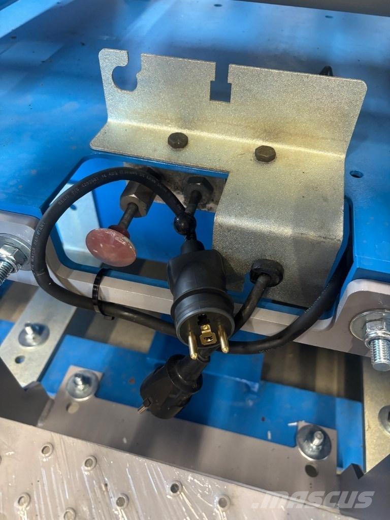 Genie GS 2646 Ножничные подъемники