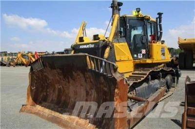 Komatsu D65 EX-16 Гусеничные бульдозеры