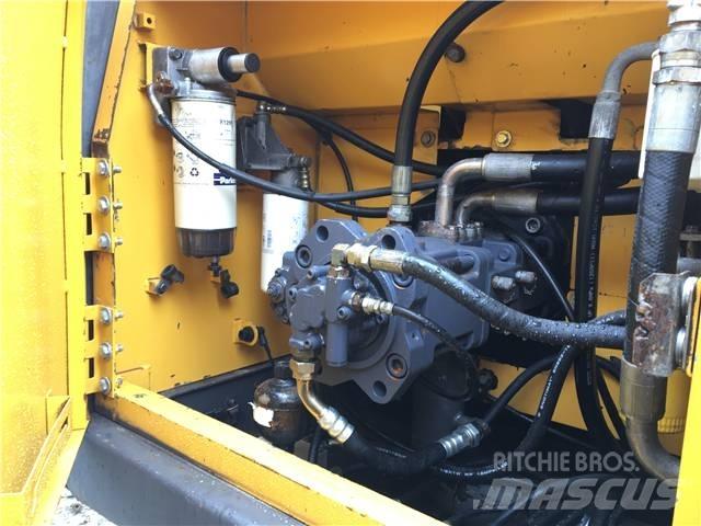 Volvo EC240BLC Гусеничные экскаваторы