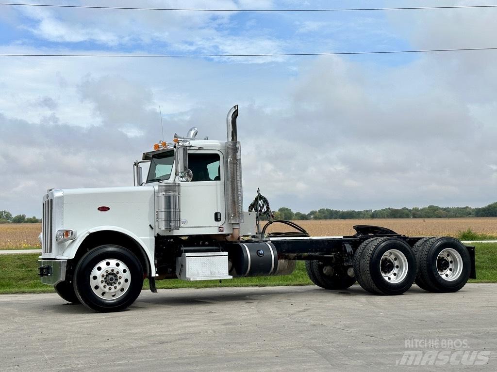 Peterbilt 388 Седельные тягачи