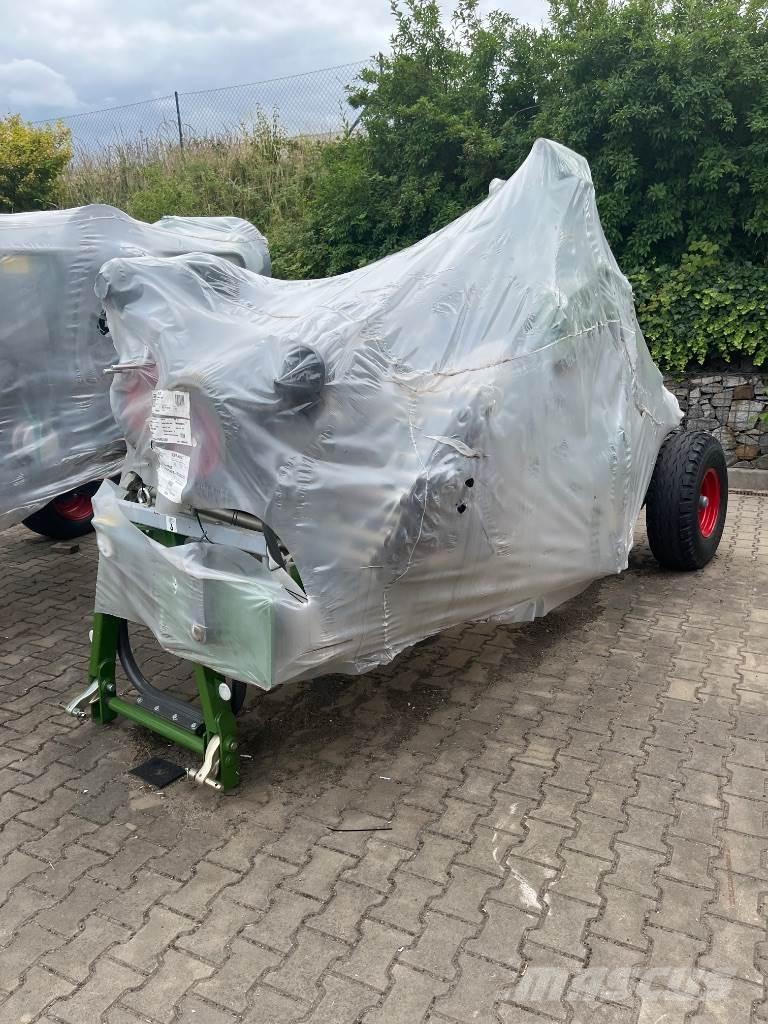 Fendt Former 1603 Грабли-ворошилки