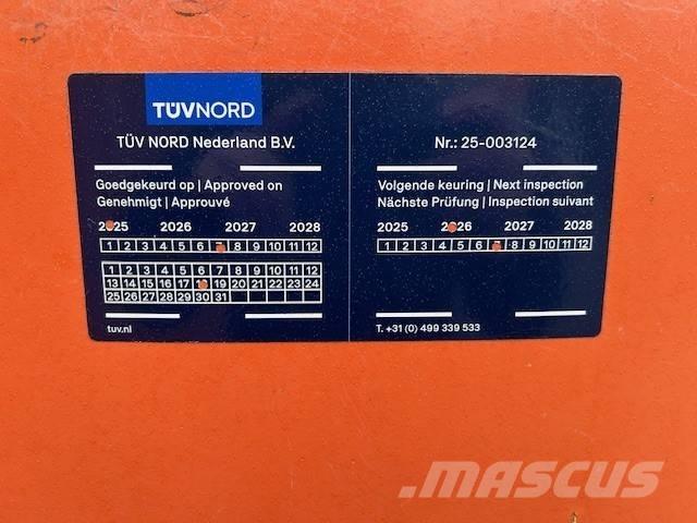 JLG E 400 AJPN Коленчатые подъемники