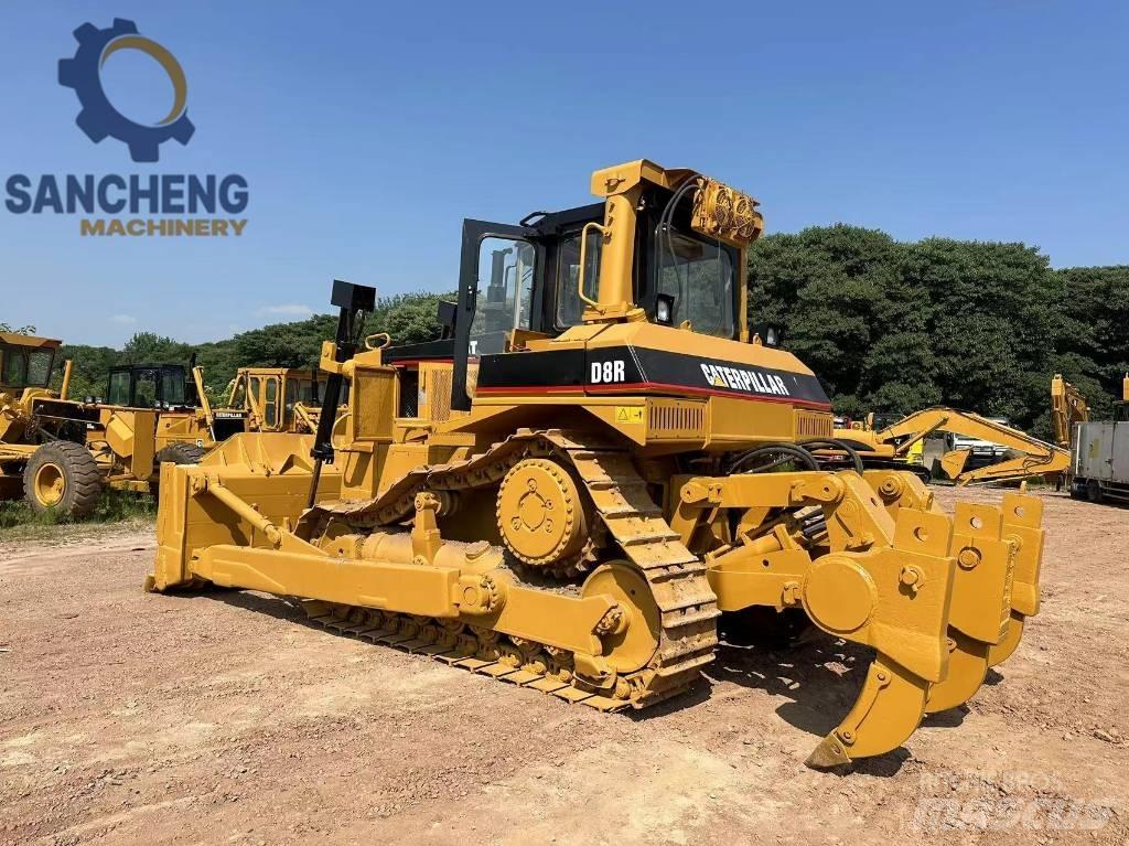 CAT D 8 R Гусеничные бульдозеры