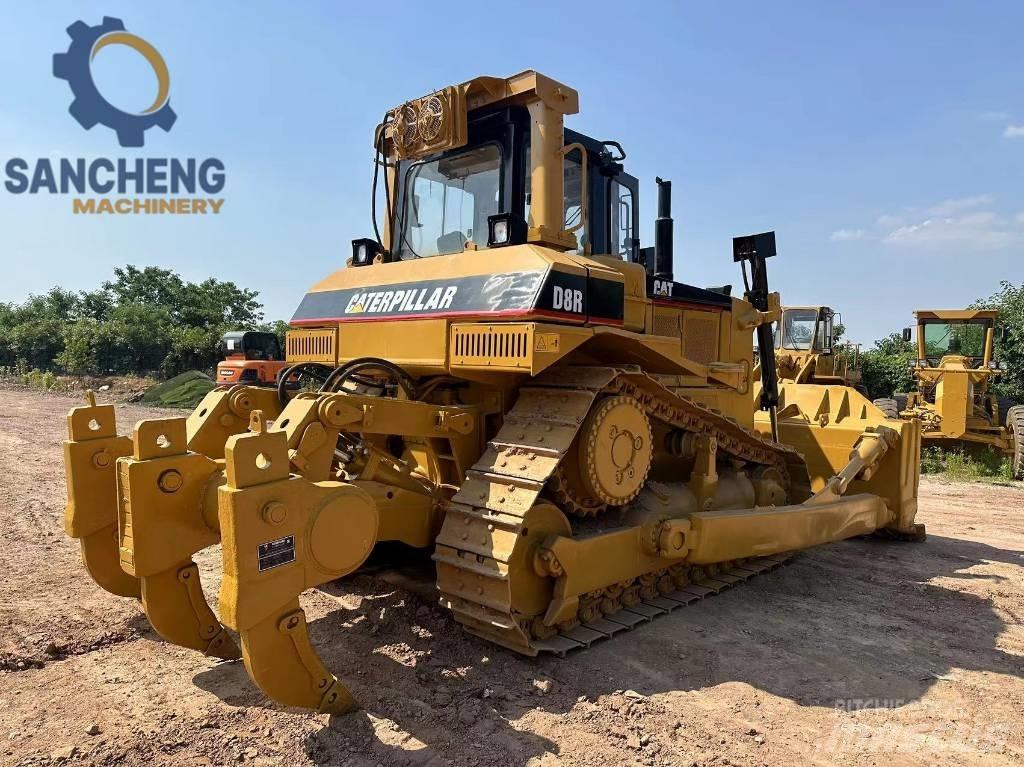 CAT D 8 R Гусеничные бульдозеры