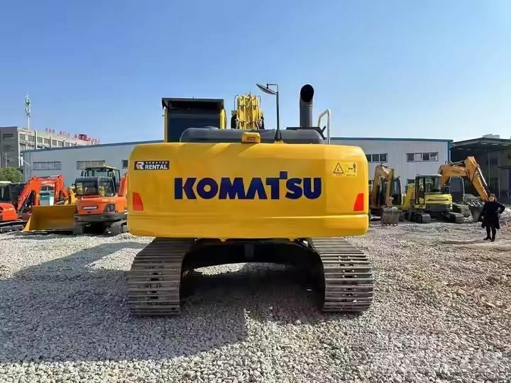 Komatsu PC 220 Гусеничные экскаваторы