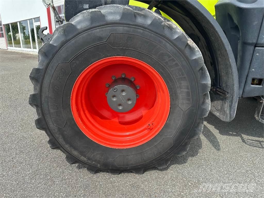 CLAAS Axion 870 Трактора