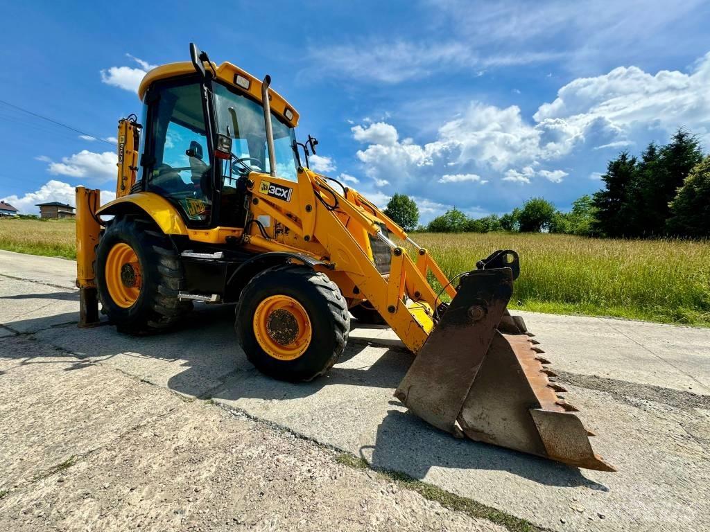 JCB 3CX Экскаваторы-погрузчики