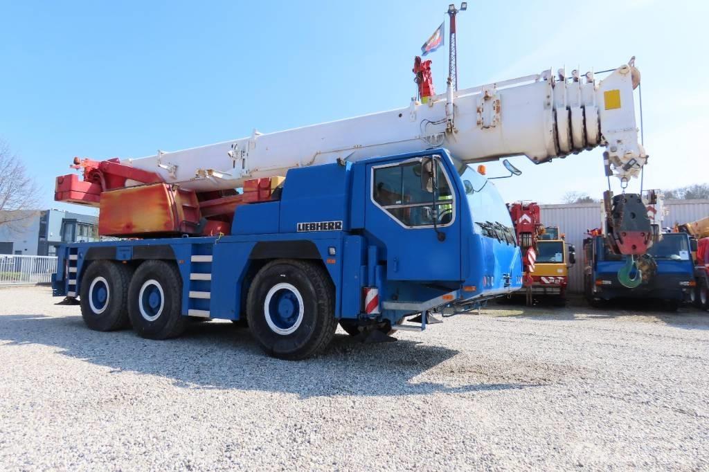 Liebherr LTM 1055-1 Автокраны