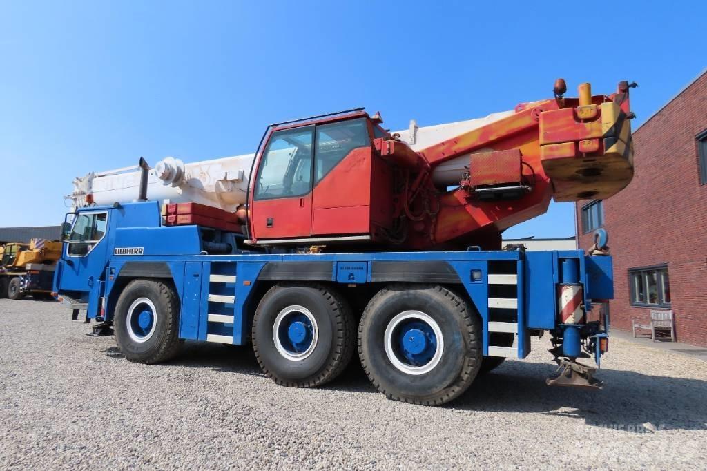 Liebherr LTM 1055-1 Автокраны