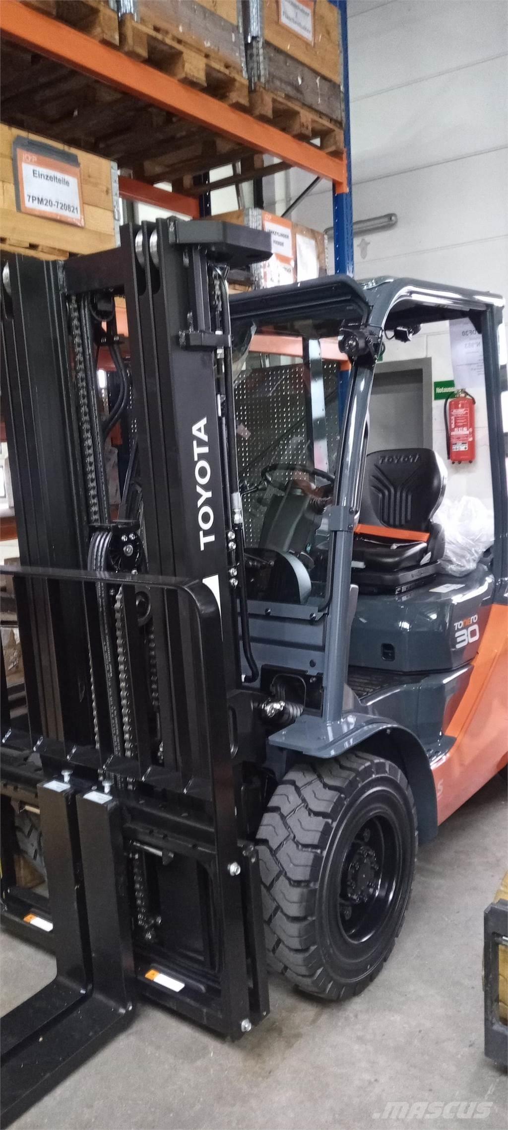 Toyota 52-8FDF30 Дизельные погрузчики