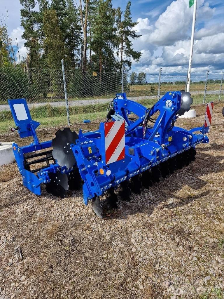 New Holland SDM300R Дисковые бороны